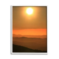 Stupell Sanayi Sıcak Günbatımı Gökyüzü Katmanlı Dağ Manzara Fotoğrafçılığı Beyaz Çerçeveli sanat Baskı Duvar Sanatı,